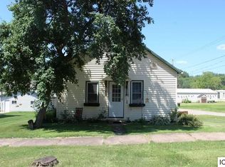 204 3rd Ave, Bovey, MN 55709