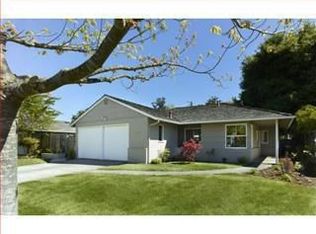 1514 Walnut Dr, Palo Alto, CA 94303