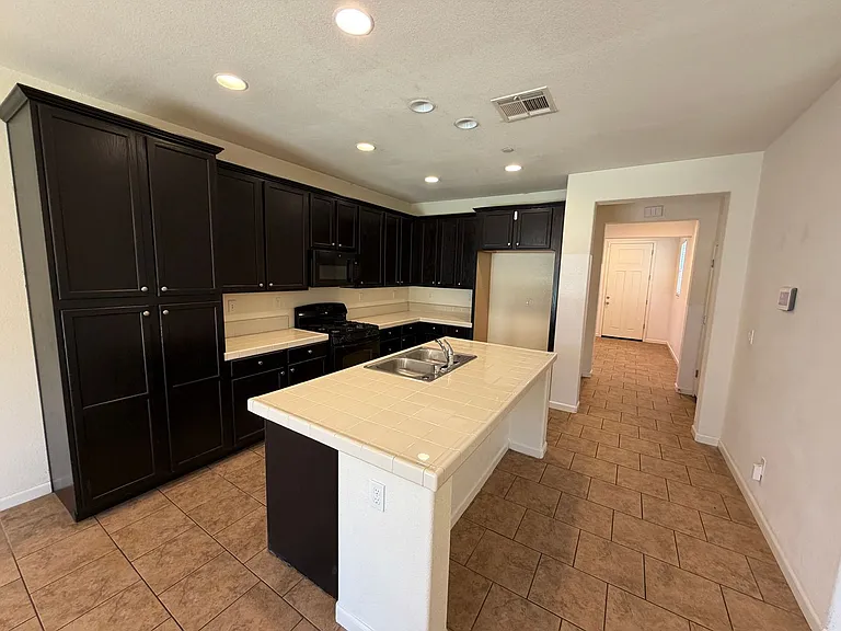 10413 Siltstone Way — Photo 6