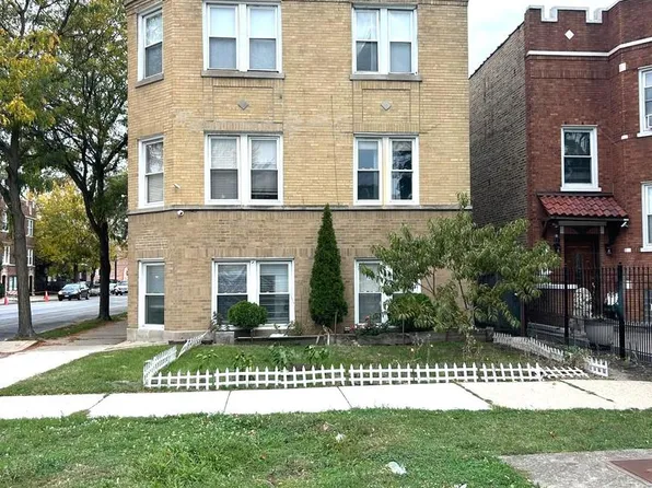 3043 N Laramie Ave #2, Chicago, IL 60641