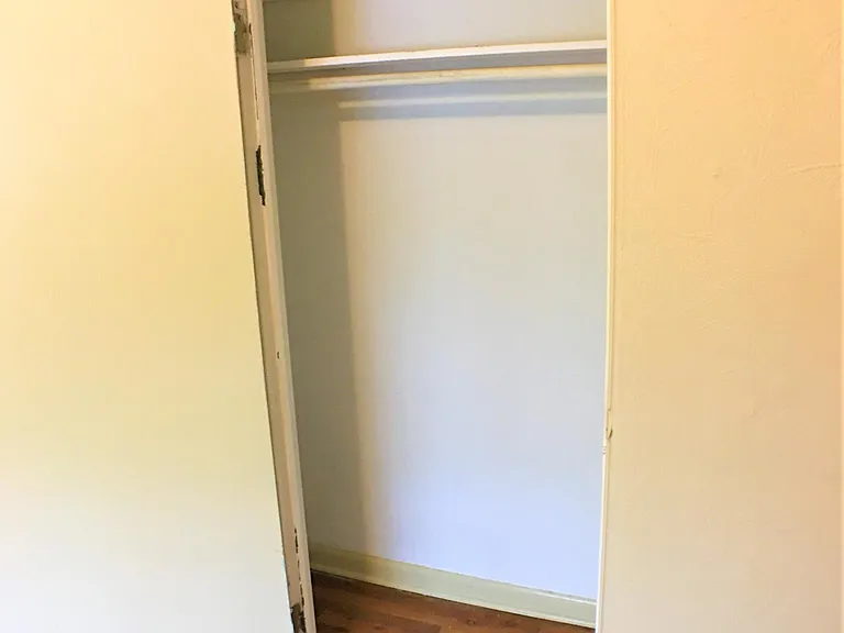 Closet 2