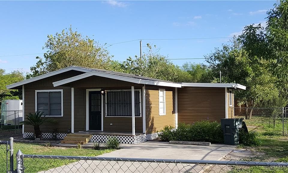 1st image of 220 Samoa Dr