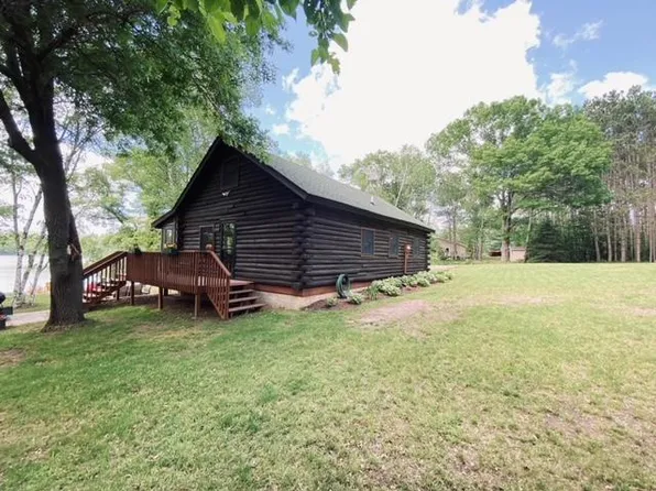 2318 E Twin Lakes Ave, Saint Croix Falls, WI 54024