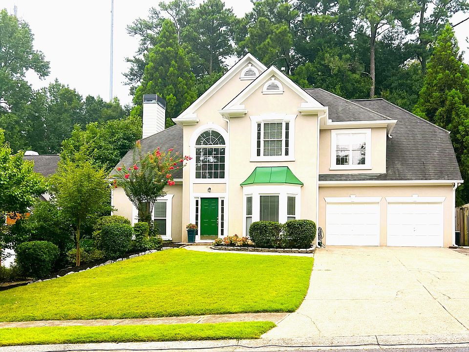 Front/Street view, newly painted exterior