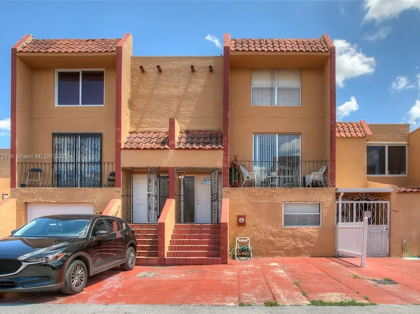1099 W 40th St #25, Hialeah, FL 33012