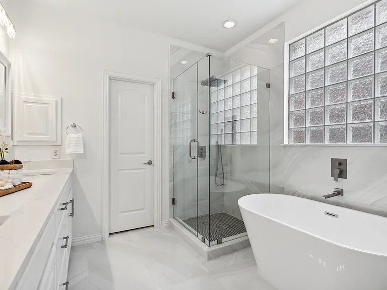 5637 Belton Ln — Photo 16
