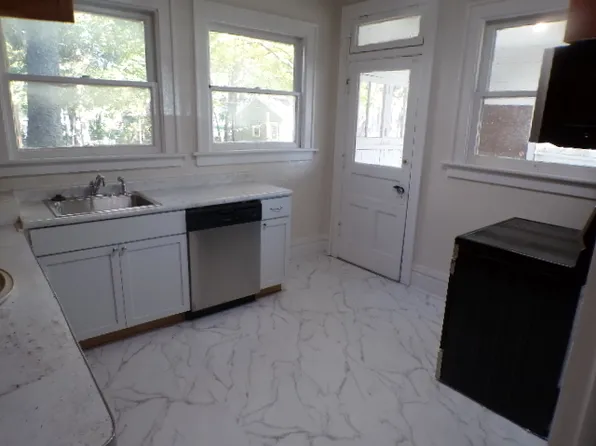 2072 N 4th St, Columbus, OH 43201