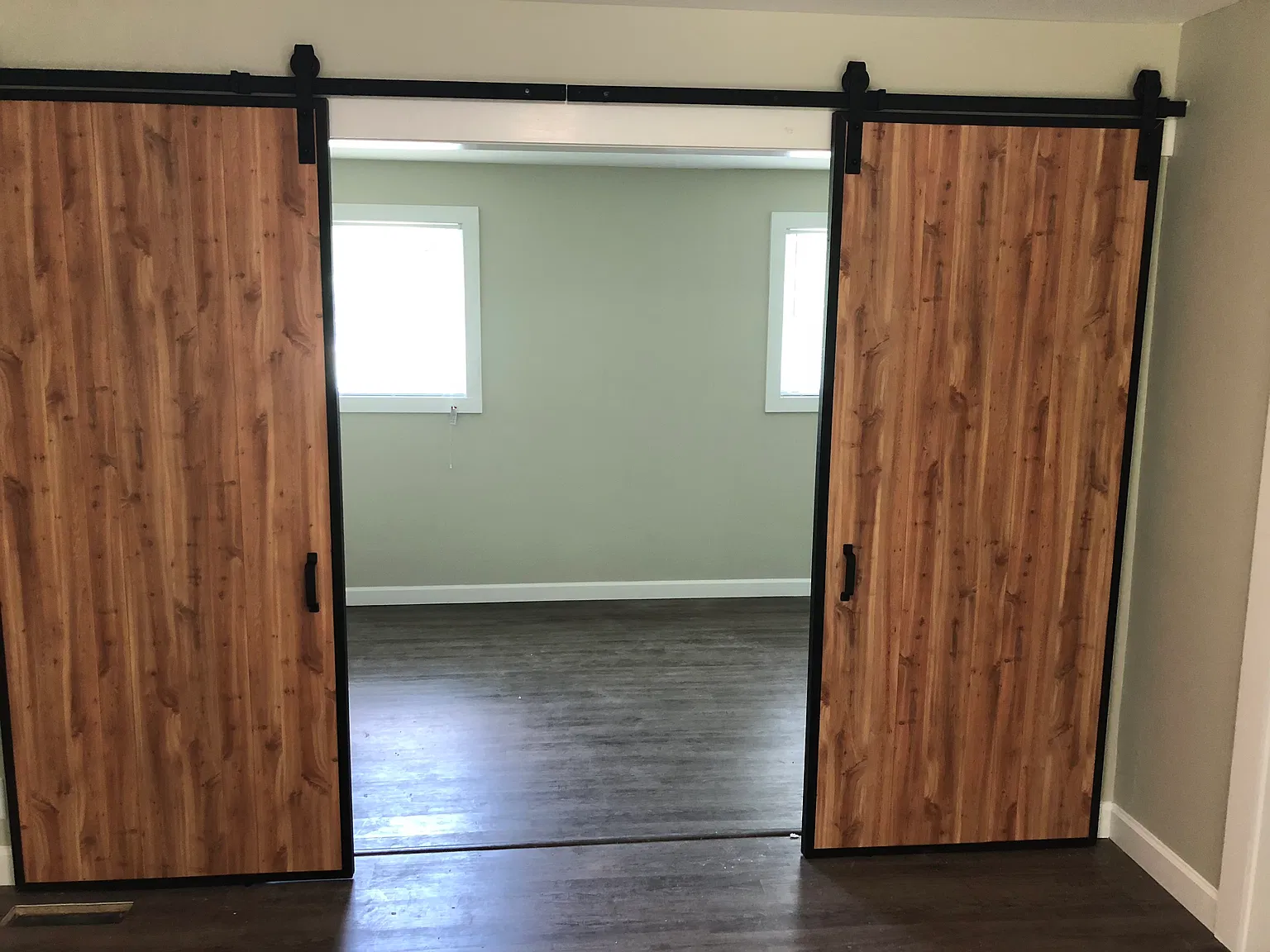 2 bed, 1028 sqft, $1,950 — Photo 2