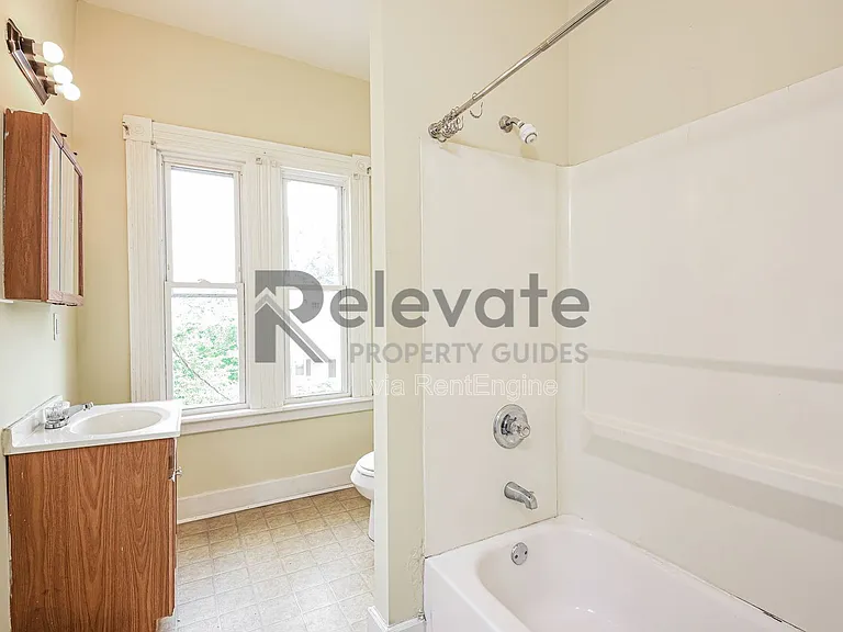 1313 N 20th St — Photo 11