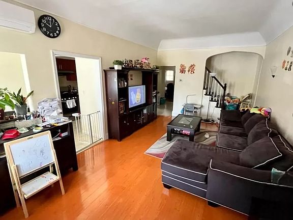 2nd image of 3415 Avenue U