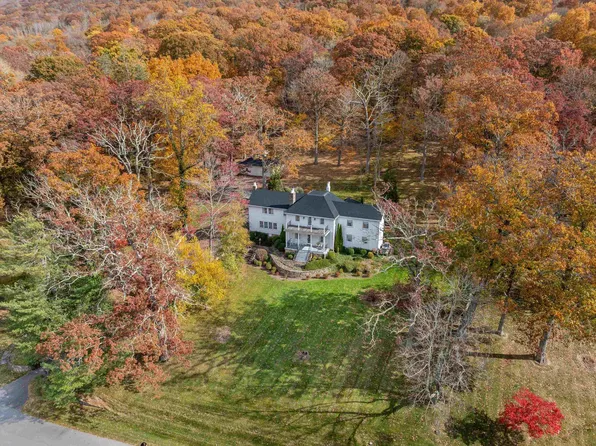 1068 Sheep Meadow Rd, Hot Springs, VA 24445