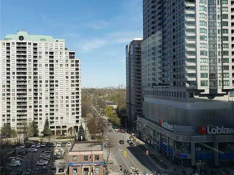 5162 Yonge St #809 — Photo 1