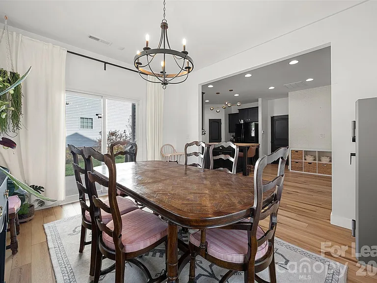 1668 Beleek Ridge Ln — Photo 13
