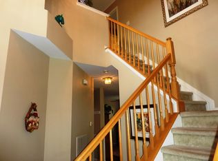 15 Saxton Dr, Hackettstown, NJ 07840