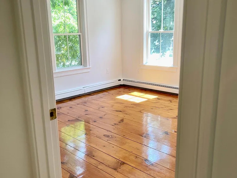 328 High St — Photo 17