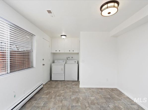 boise-idaho-79643640 picture