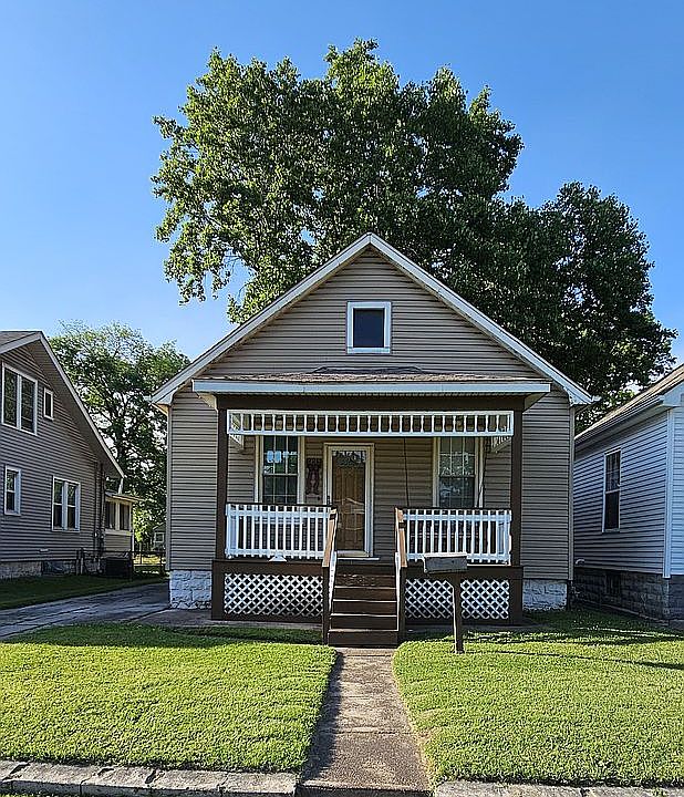 1st image of 2211 Lincoln Ave