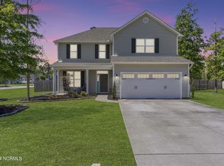 122 Slate Ln, Rocky Point, NC 28457