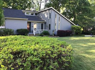 1337 S Woodstream Rd, Columbia, SC 29212