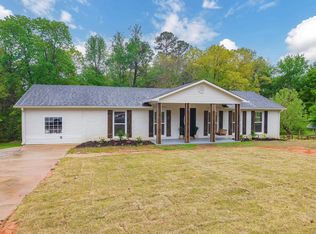 64 S Helms St, Lexington, TN 38351