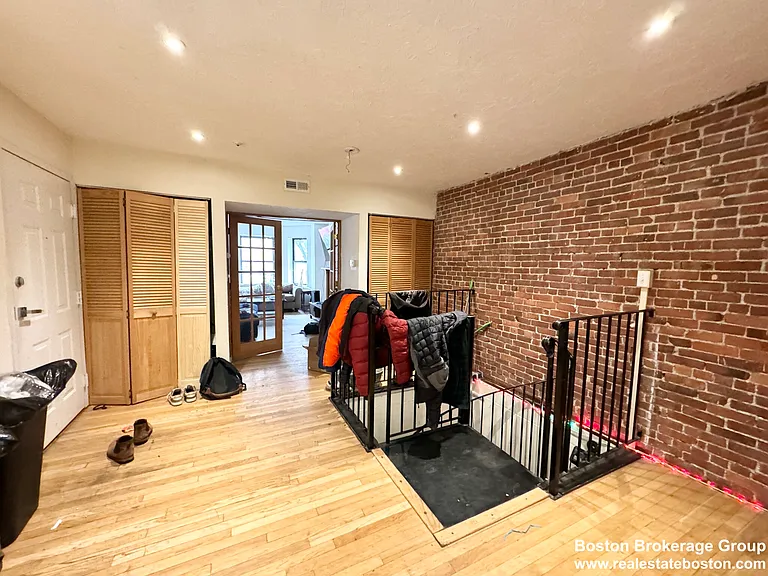 73 Gainsborough St #101 — Photo 8