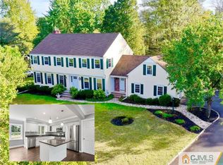 49 Meadow Run Dr, Skillman, NJ 08558