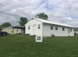 704 Sunset Blvd #B, Knob Noster, MO 65336