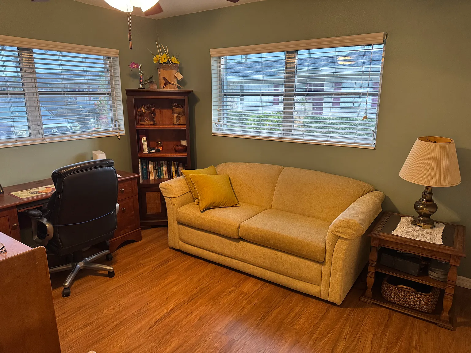 2 bed, 892 sqft, $1,600 — Photo 4