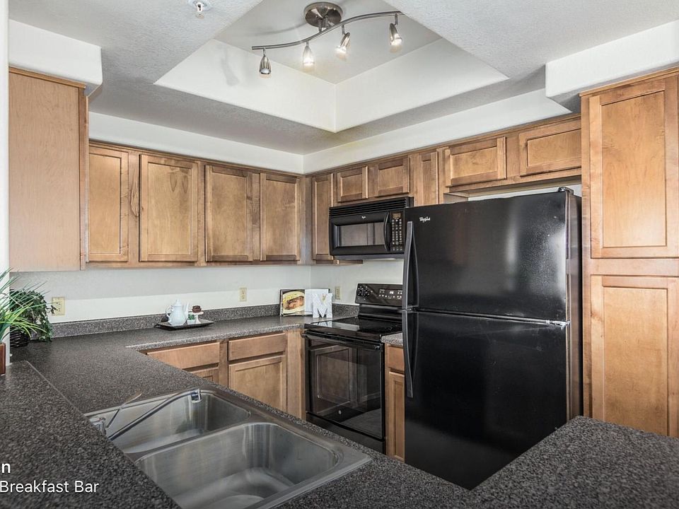 1st image of 750 E Northern Ave Unit 1009