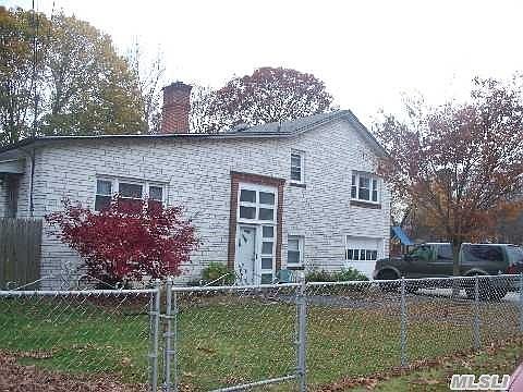1st image of 28 Flintlock Dr