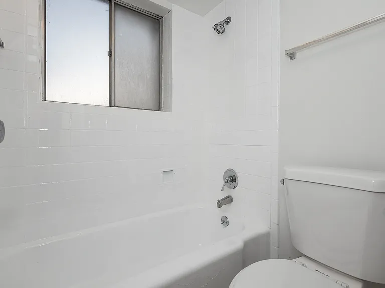 The Delano — Photo 18