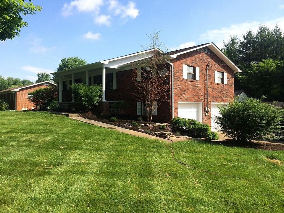1st image of 7400 Palmyra Dr