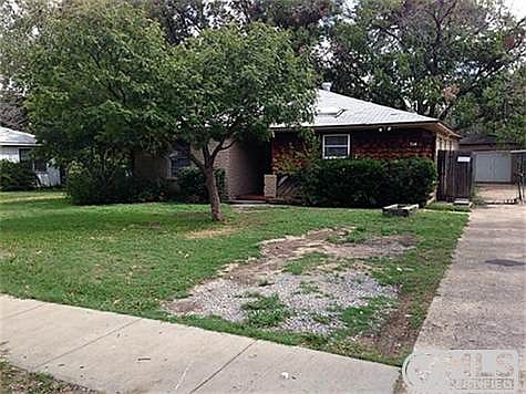 1st image of 504 NE 31st St