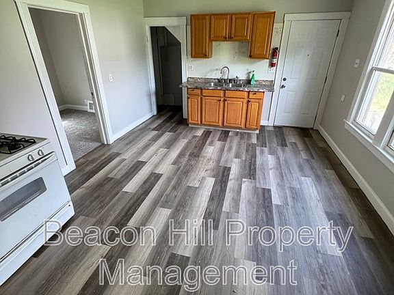 2nd image of 5911 Lansing Ave