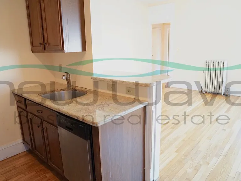 1091 Boylston St #36 — Photo 6