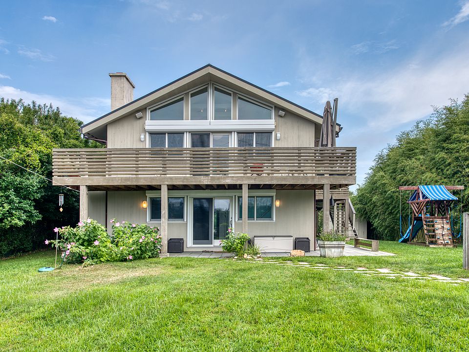 1st image of 19 Benson Dr