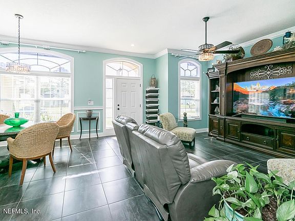 4th image of 5363 Skylark Manor Dr