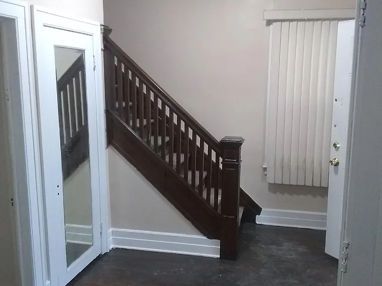 5240 S Clarendon St #5240 — Photo 6