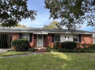 100 Linda Dr, Warner Robins, GA 31093