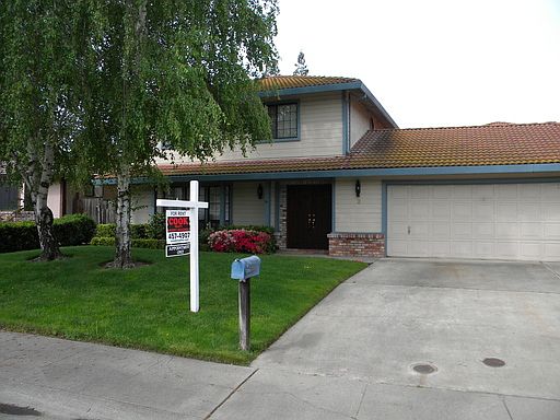 1st image of 2 Princeville Cir