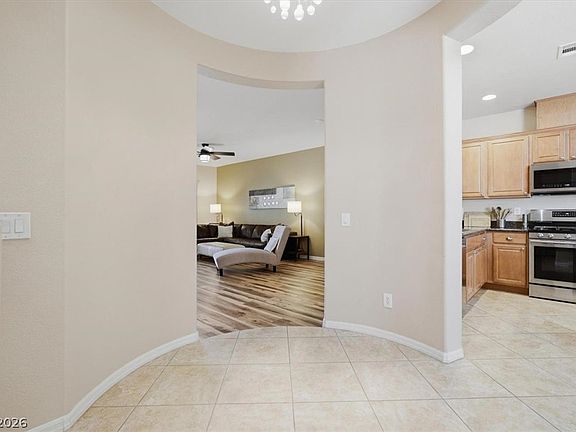 4th image of 8709 Echo Grande Dr