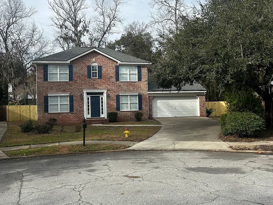 8 Old Fort Way