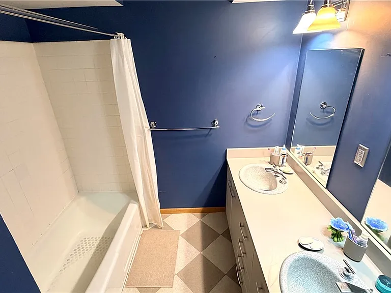 200 S Millvale Ave #202 — Photo 20