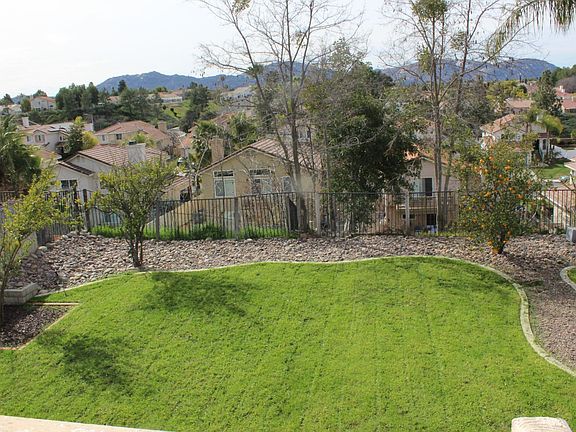 3rd image of 44745 Calle Banuelos