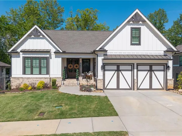 7018 Hammock Trl, Gainesville, GA 30506