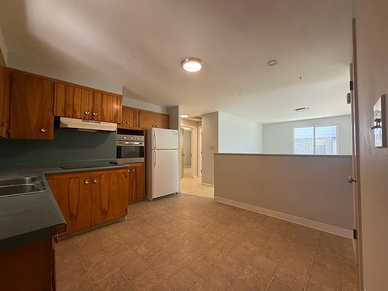 2733 S 700 E #2733 — Photo 5