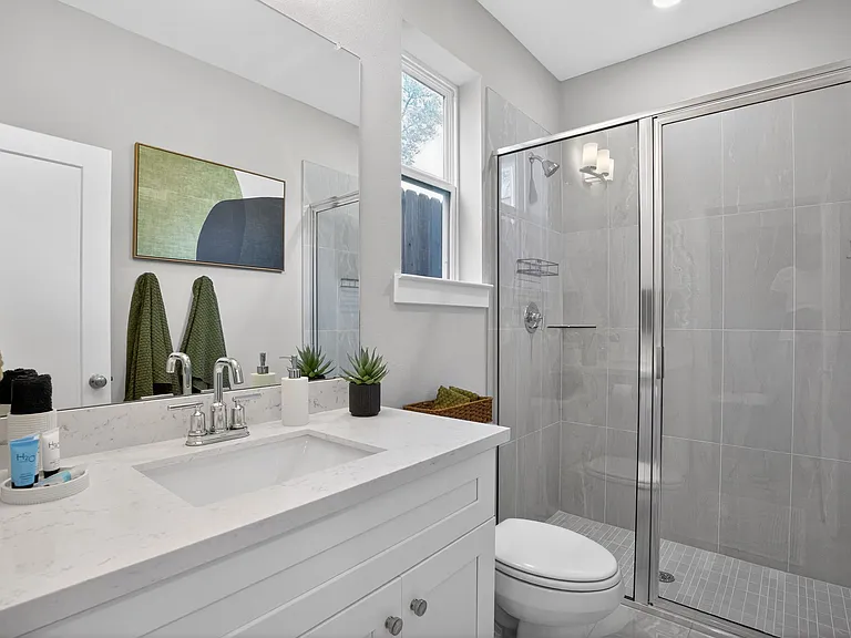 3010 Bell St #3010 — Photo 16