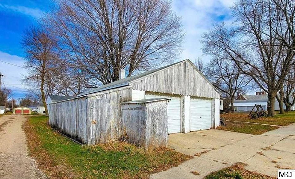 313 Main St N, Titonka, IA 50480 Zillow