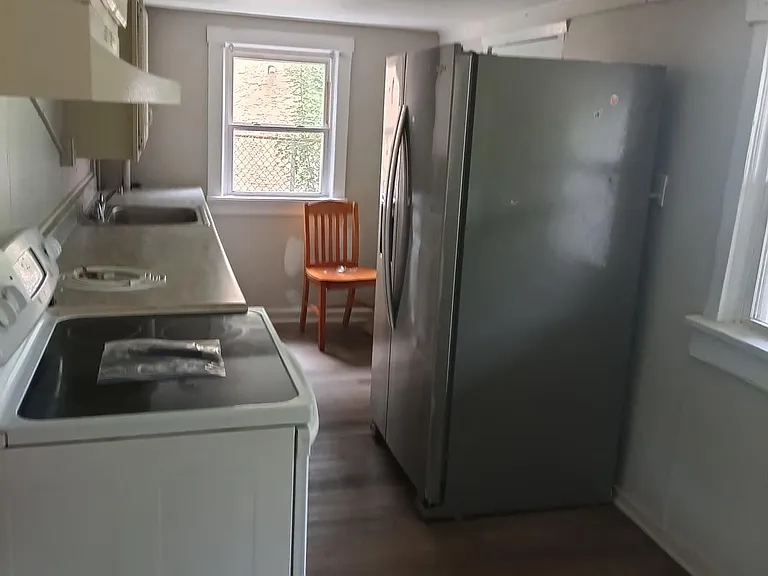 56 Olive St — Photo 6