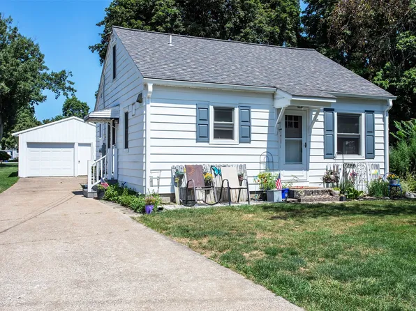 7264 Pine St, Fairview, PA 16415